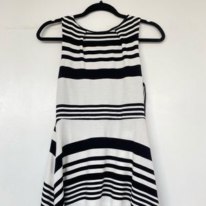 Black & White stripped dress with wavy bottom 👗